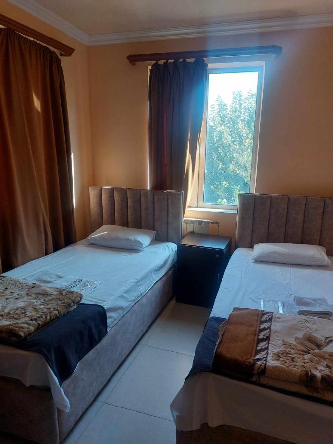 Rp Hotel- Hostel Ереван Экстерьер фото