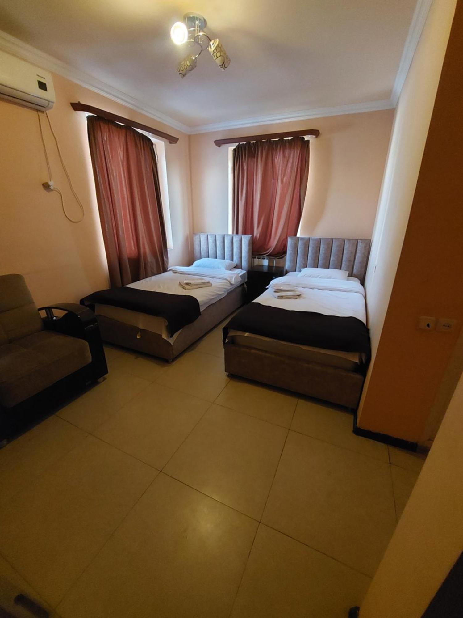 Rp Hotel- Hostel Ереван Экстерьер фото