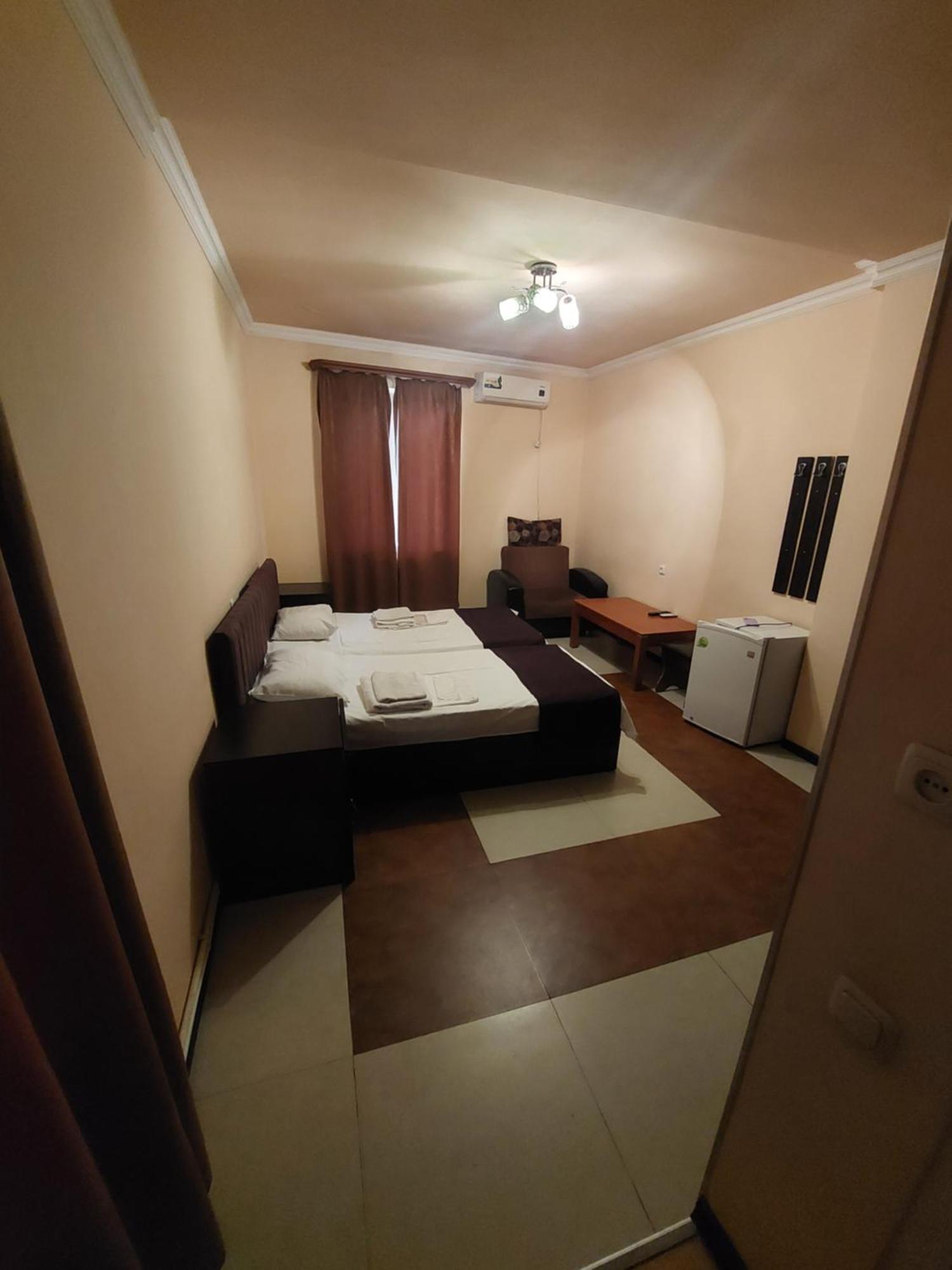 Rp Hotel- Hostel Ереван Экстерьер фото