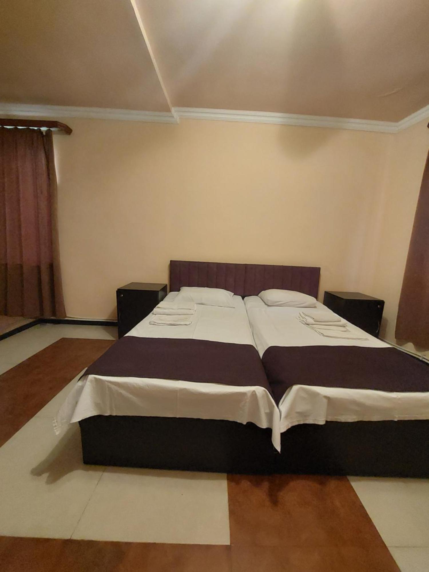 Rp Hotel- Hostel Ереван Экстерьер фото