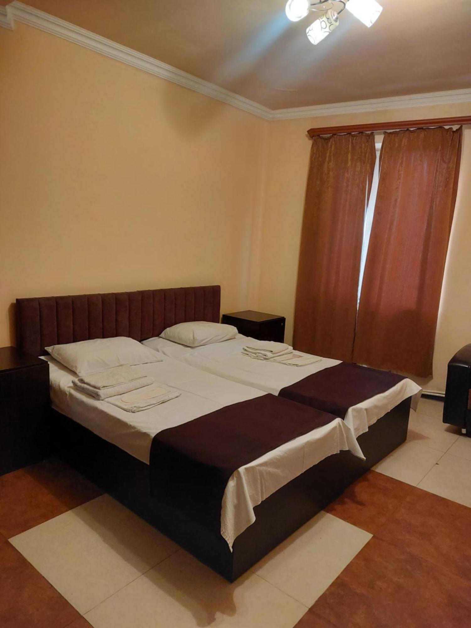 Rp Hotel- Hostel Ереван Экстерьер фото